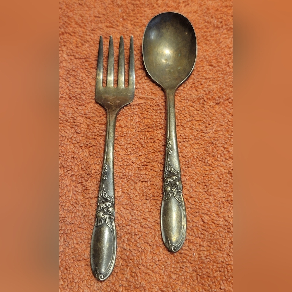 Community White Orchid fork n spoon set